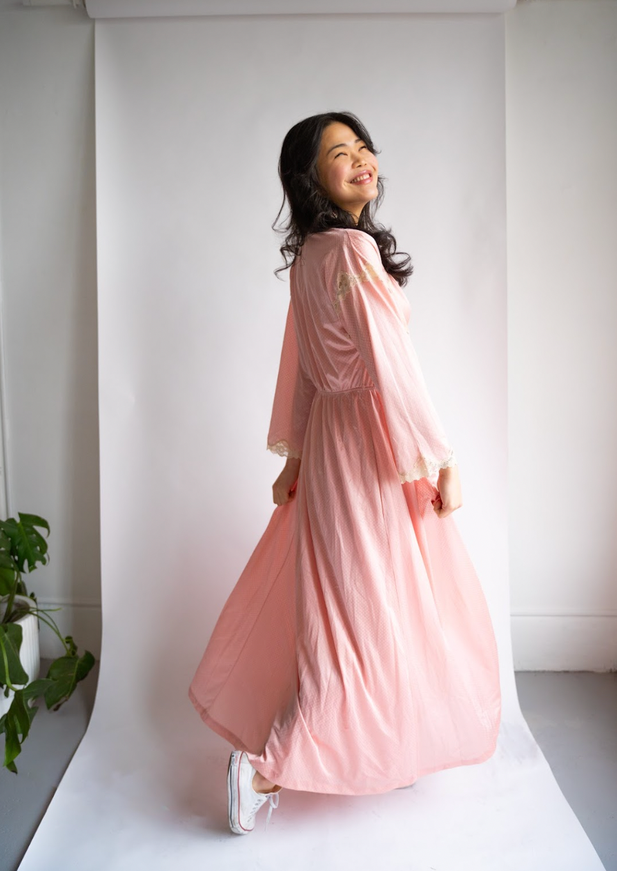 Vintage pink slip and robe set